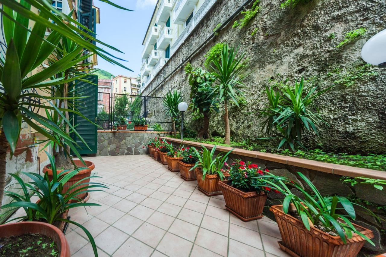 Divina Costa Apartment Salerno